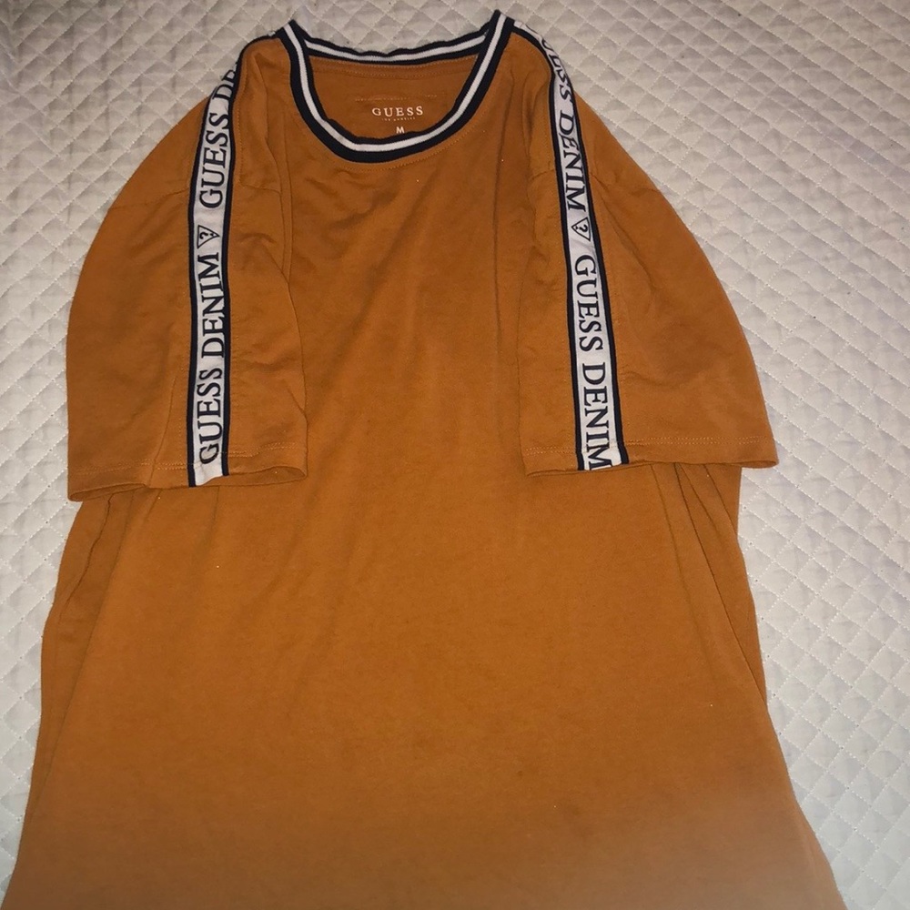 Guess t-shirt
